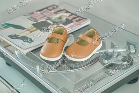 Y873뽀삐플랫(삑삑이)